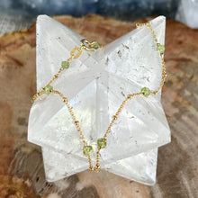 Load image into Gallery viewer, Peridot and Gold Necklace